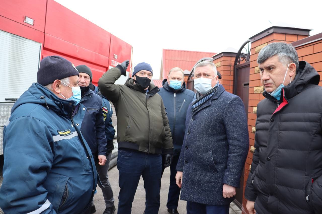 Геннадий Павлятенко провёл очередной выезд в проблемные районы города  Батайска, которые подвержены подтоплению